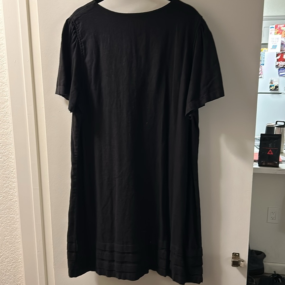 Nicole Miller shift dress - Picture 5 of 6